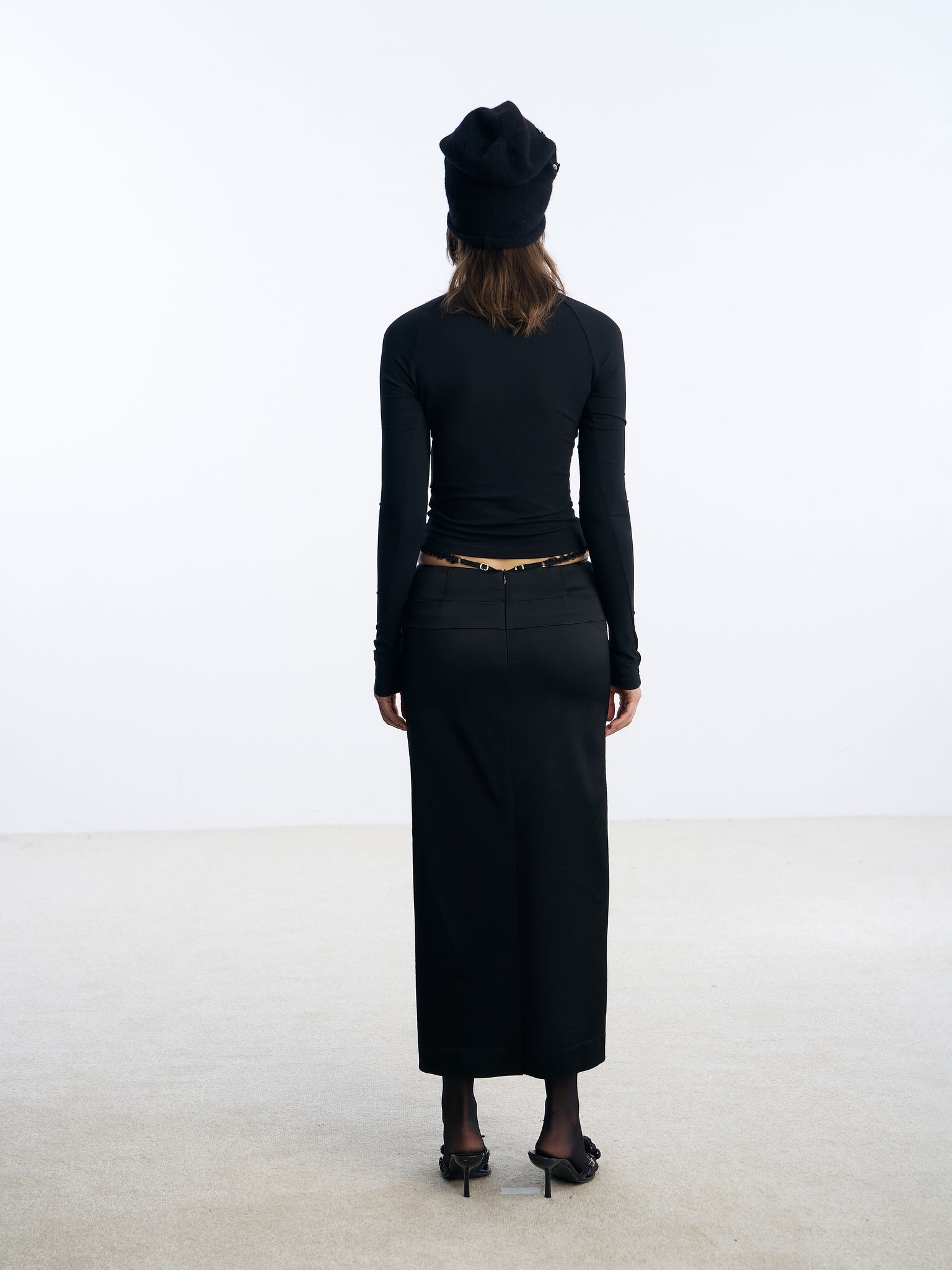 Black flower pleats long skirt back